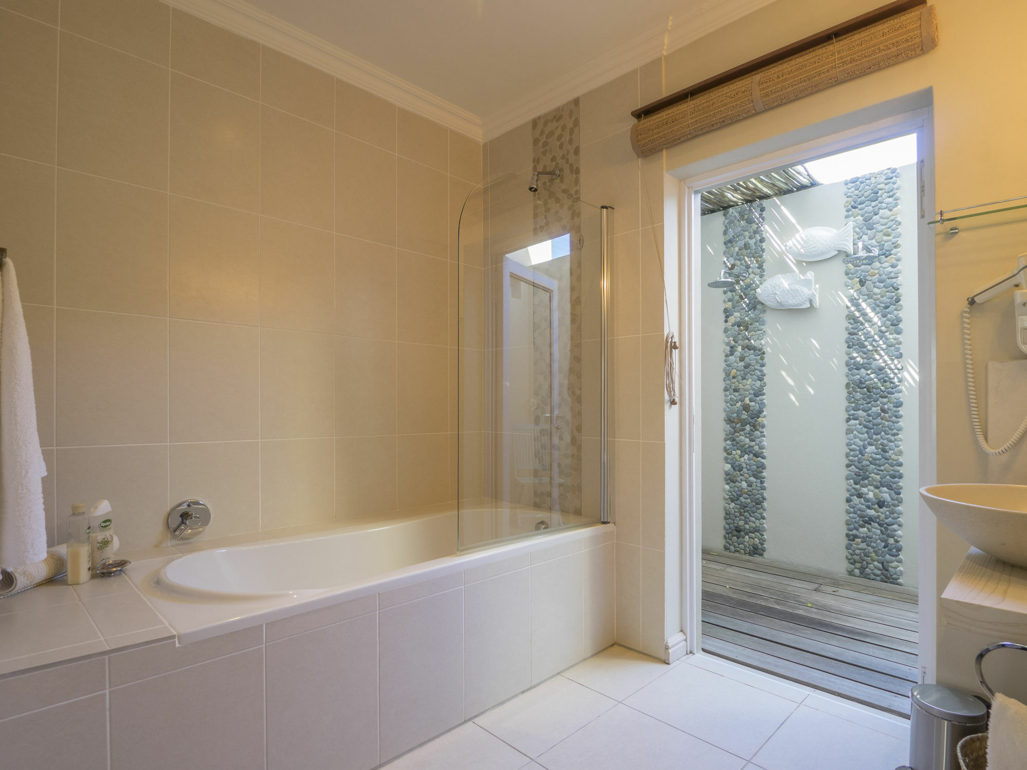 Bahari Beach House Plettenberg Bay Kültér fotó