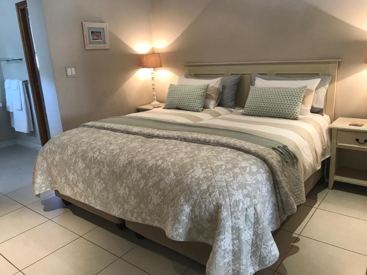 Bahari Beach House Plettenberg Bay Kültér fotó