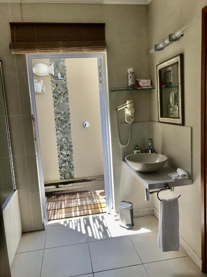 Bahari Beach House Plettenberg Bay Kültér fotó