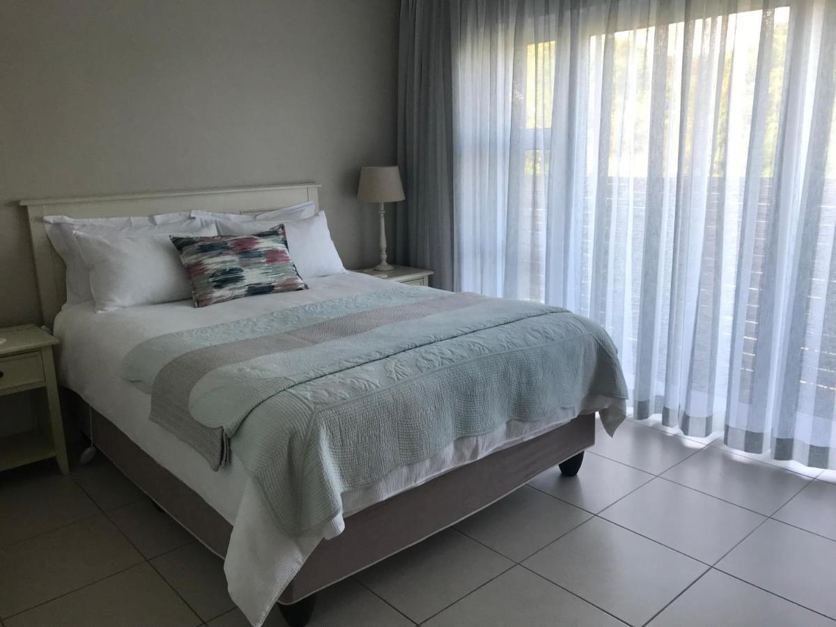 Bahari Beach House Plettenberg Bay Kültér fotó